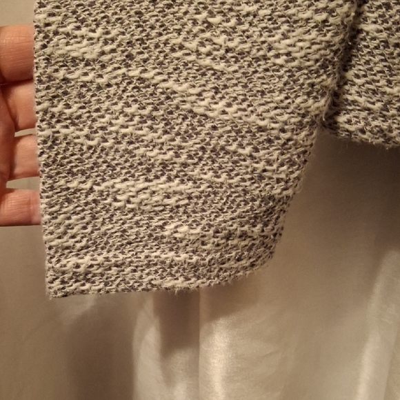 Express Women's Gray Textured Blazer Small - Picture 3 of 7